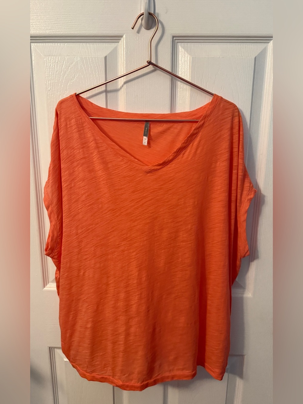GAP PURE Collection Women's Orange V-Neck Lightweight Relaxed Top